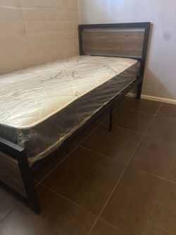 Nice wood And metal TWIN SIZE Bed