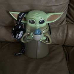 Disneyland Grogu Sipper cup