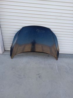 11 to 16 hyundai elantra hood ( oem)