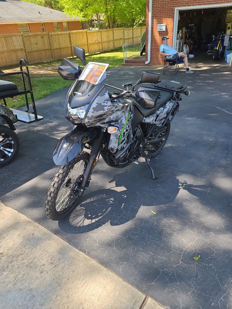 3018 Kawasaki KLR (contact info removed) Miles In New Condition