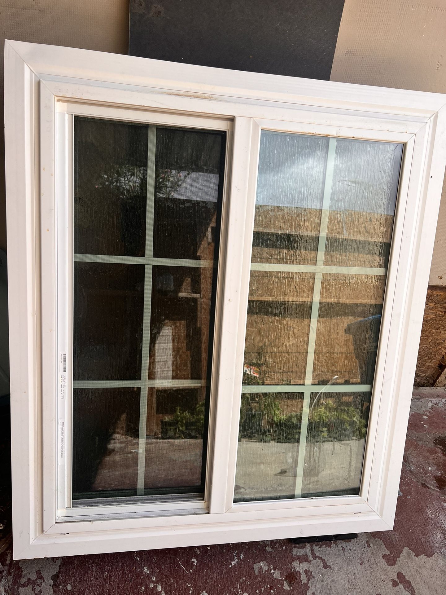 Ventana Retrofit Con Vidrio Ahumado 38x32