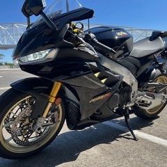 APRILIA RSV4 