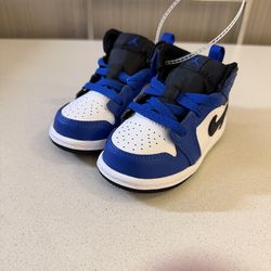 Air Jordan 1 mid size 5c