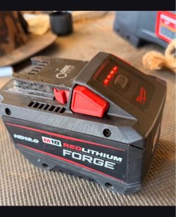 Milwaukee FORGED M18 12HR battery