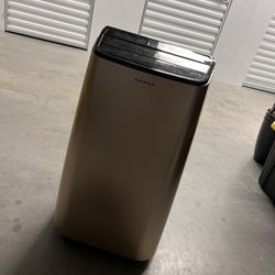 Amana Gold/Black 12,000 BTU Portable Air Conditioner w/Remote Control