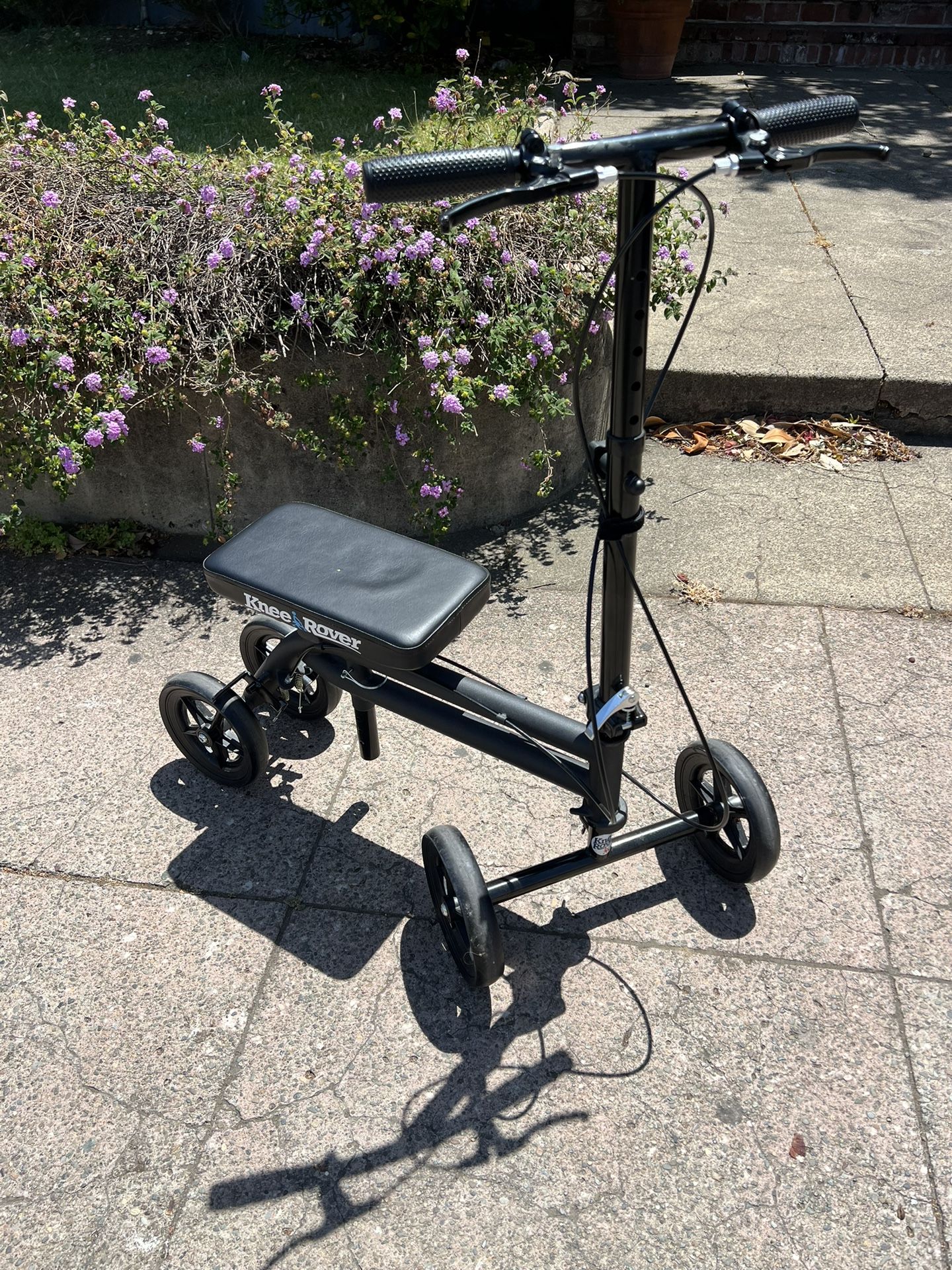 Knee Scooter
