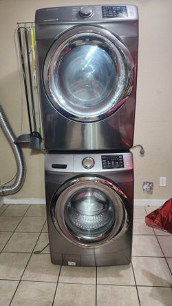 Samsung Front-Load Washer and Dryer Set