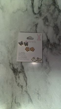 Claire Earrings