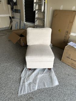 Armless Chair