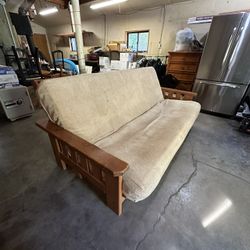 Free Queen Futon