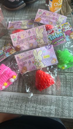 Taba Squishy Strawberries7