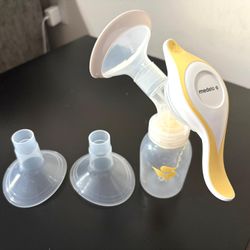 Medela hand pump