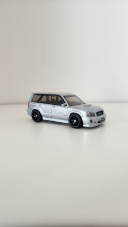 Hot Wheels 1/64 premium Subaru 