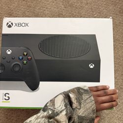 Xbox one S 1TB BLACK