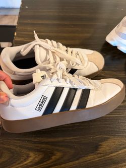 Men’s addias size 71/2