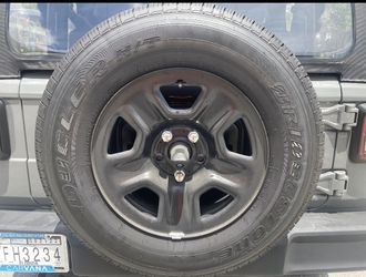 5 Bridgestone DUELER H/T 685 - SIZE: 245/75R17 112 M+S