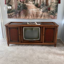 Vintage Tv Stereo Excellent Condition 