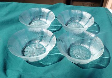 Vintage Set of 4 Arcoroc Fleur Fruit Dessert Bowl Glass France