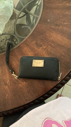 Michael kors est 1981