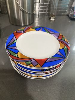 8 Dessert Plates 8”