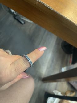 Gorgeous Size 8 Costume Ring