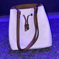 Louis Vuitton Purse 