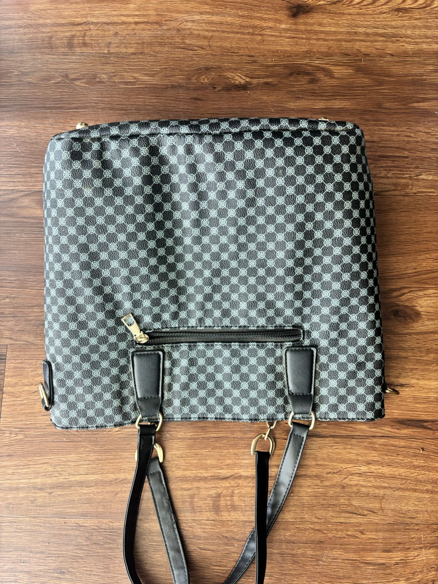 Black And White Women Purse 