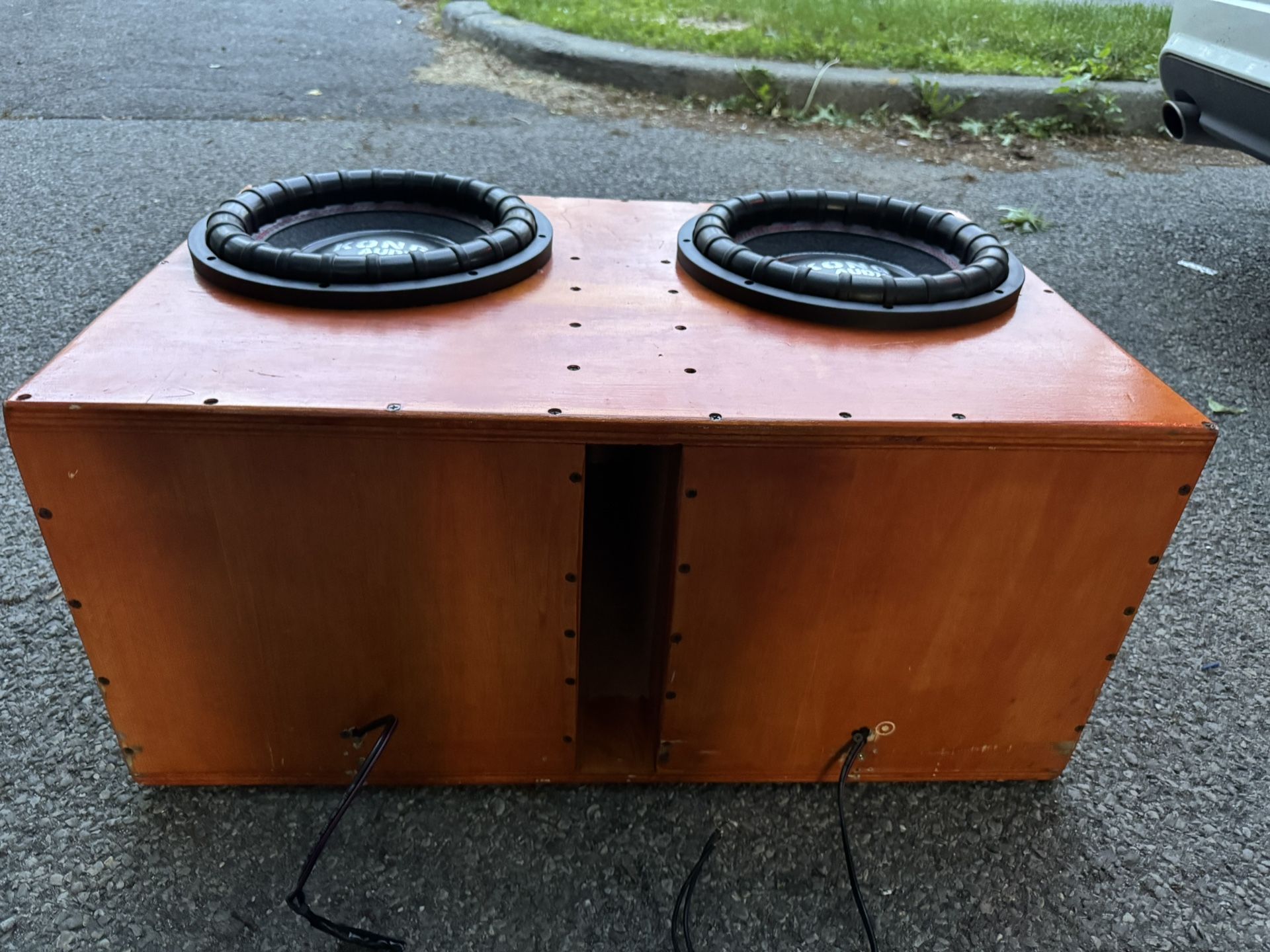 Severe bass Must hear 2 12"Kong Audio Subs 2k each in ported box NO AMP 
