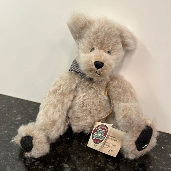 GANZ COTTAGE COLLECTIBLES - CATHARINE TREDGER - 11" DOG - SCRUFFY