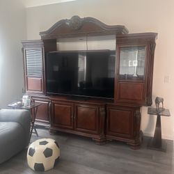 Wall unit
