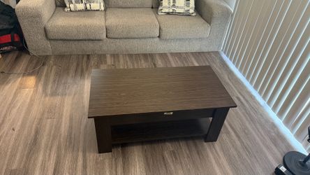 Lift-Top Coffee Table