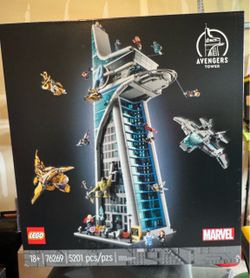 LEGO Avengers Tower