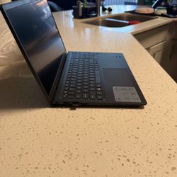 Dell Laptop 