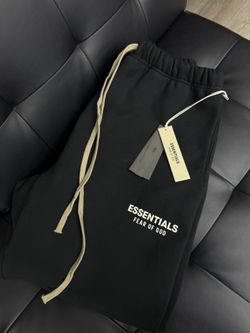 Black Essential Sweats With White Letters 