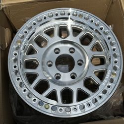 KMC GRENADE BEADLOCK WHEELS 17x8.5 MACHINED FINISH 1700$ SET OF FOUR PAYMENT PLANS AVAILABLE