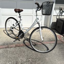 Northrock CL5 Women’s Bicycle 16” Frame