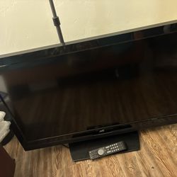 JVC 37in LCD TV