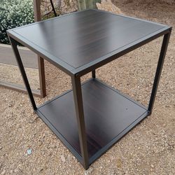 Side/Coffee Table