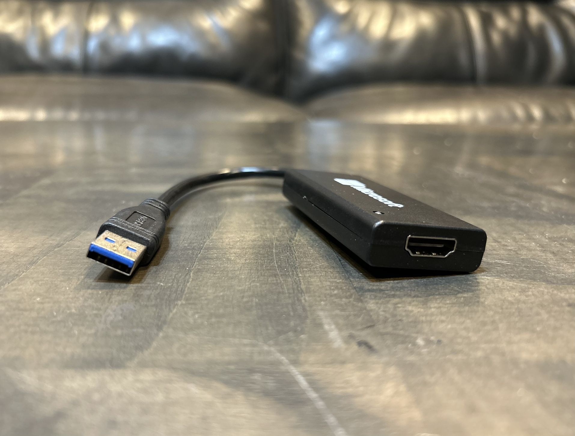 USB 3.0 to HDMI display adapter to connect TV / monitor with laptop / desktop / tablet