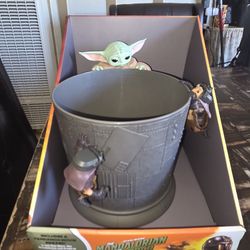 Star Wars Mandalorian & Grogu Popcorn Bucket