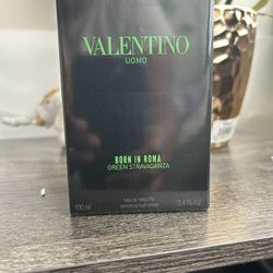  Luxury brand  Perfume 