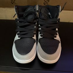 Air Jordan 1 shadow 2.0 size 5