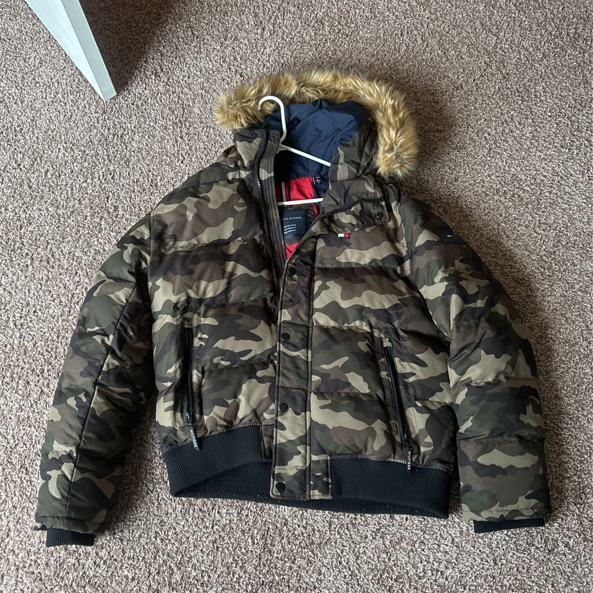 Tommy Hilfiger Large Coat 