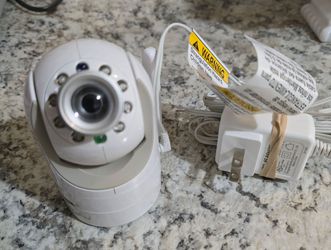 Infant Optics DXR-8 Wireless Video Baby Monitor Camera With Matching AC Adapter