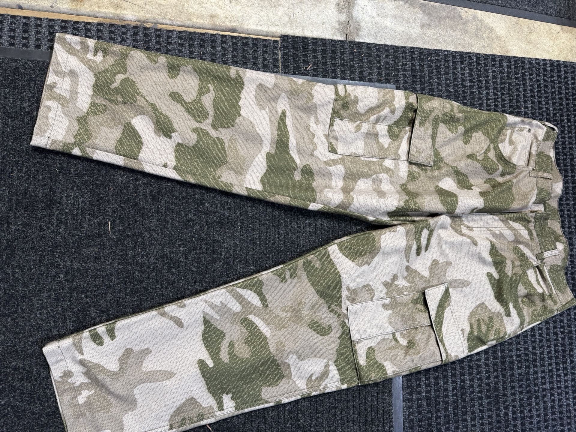 Camo Light Weight Pant