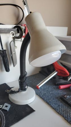 Desk flexible lamp