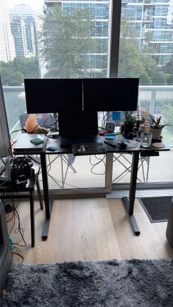 Black Electric Standing Desk. Sit Stand Desk. Excellent Condition.