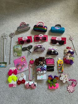 60 or more girls, accessories, hairpins band rings, sunglasses  cases, jewelry $20
