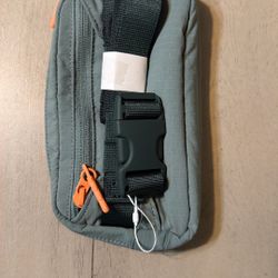 LULULEMON GREEN Mini Belt Bag