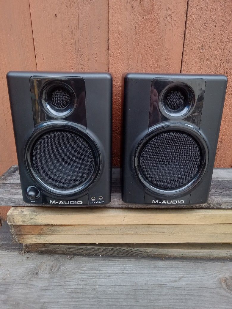 M - Audio AV30 Monitor Speaker Pair With Power Cable